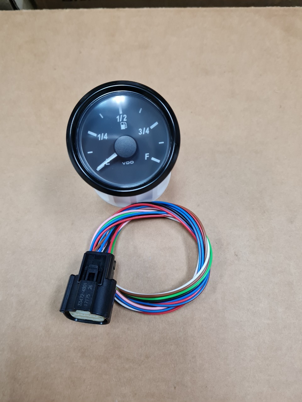thumbnail interactive-video image 1 of Auto Fuel Level Gauge 0-90Ohms 12V/24V Oil Tank Level 52Mm Universal 1 of 13